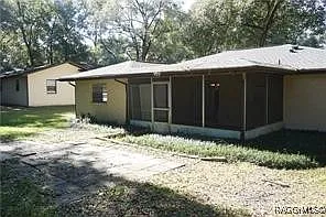 2 bed, 1160 sqft, $1,600 — Photo 1