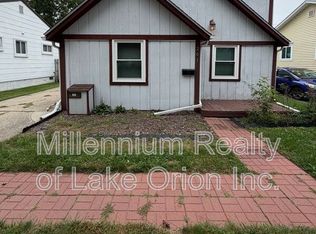 201 W New York Ave, Pontiac, MI 48340