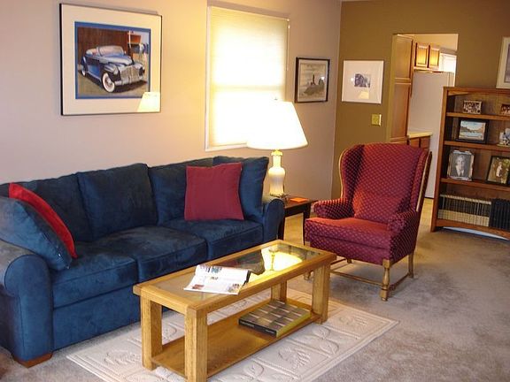 4th image of 6761 Crossbrook Dr