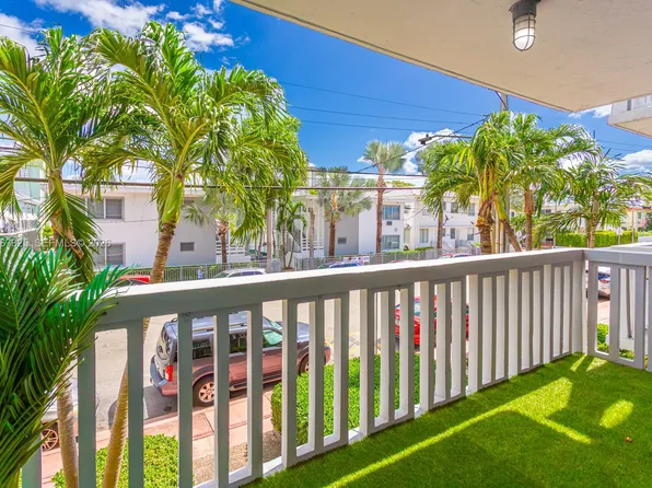 7620 Carlyle Ave APT 205, Miami Beach, FL 33141