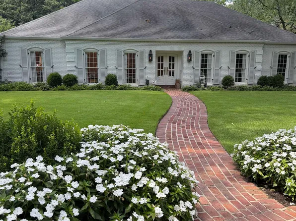 31 Goodway Ln, Memphis, TN 38117