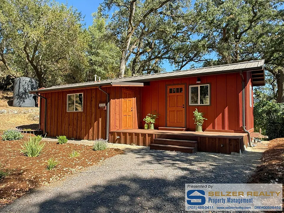 7299 S Highway 101