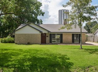 502 Shirleen Dr, Seabrook, TX 77586