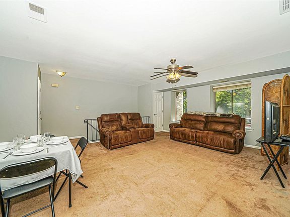 4th image of 2 Aspen Ct #2
