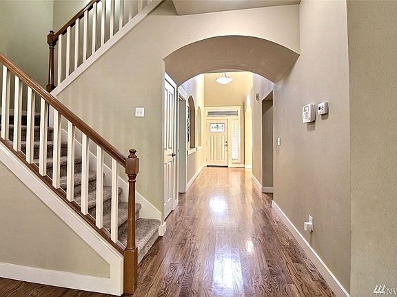 4th image of 4512 Logan Dr NE
