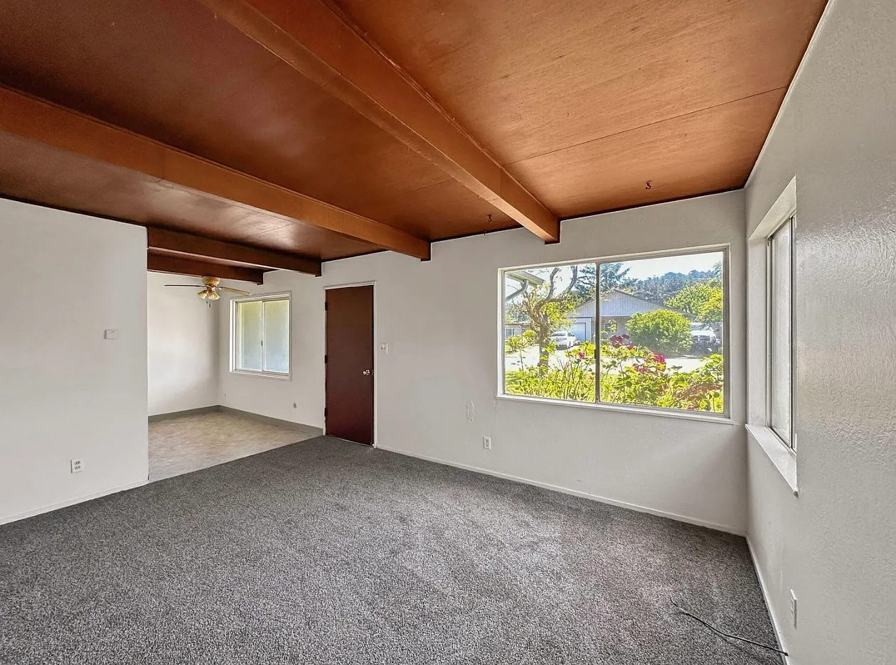 3 bed, 936 sqft, $1,850 — Photo 4