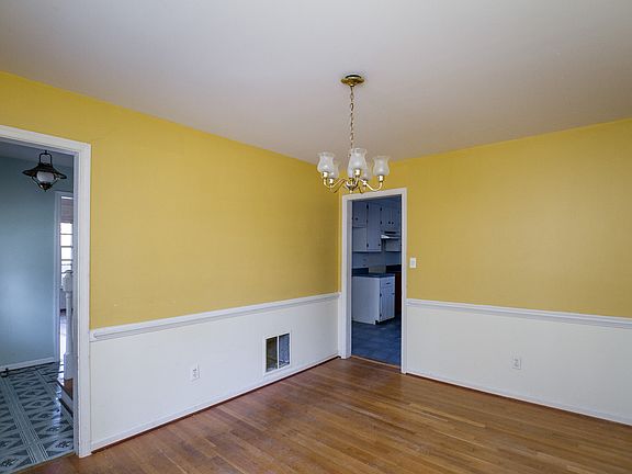 5th image of 916 Healey Dr