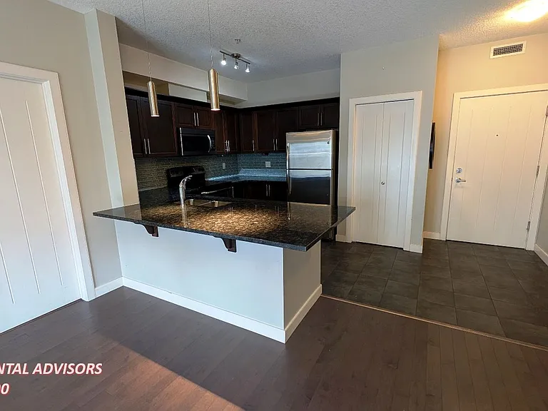 20 Royal Oak Plz NW #235 — Photo 3