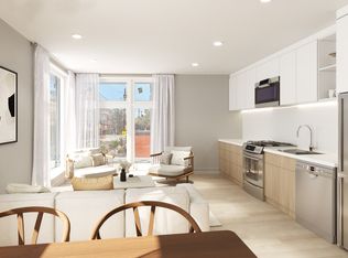 77 Florence, Ottawa, ON K1R 5N1