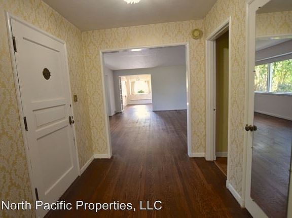 5th image of 6655 57th Ave NE
