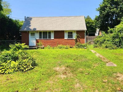 100 E 12th Street, Huntington Station, NY, 11746
