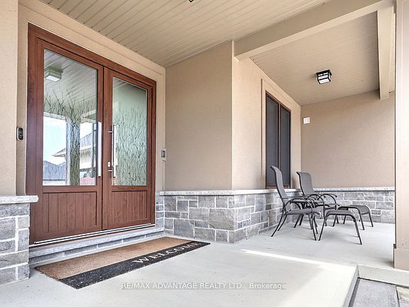 3rd image of 240 Edgewater Blvd