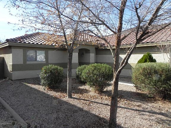 2nd image of 573 W Prickly Pear Dr