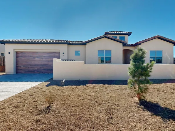 28 La Pradera, Santa Fe, NM 87508