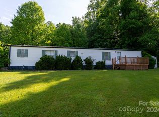6 Kayce Dr, Candler, NC 28715
