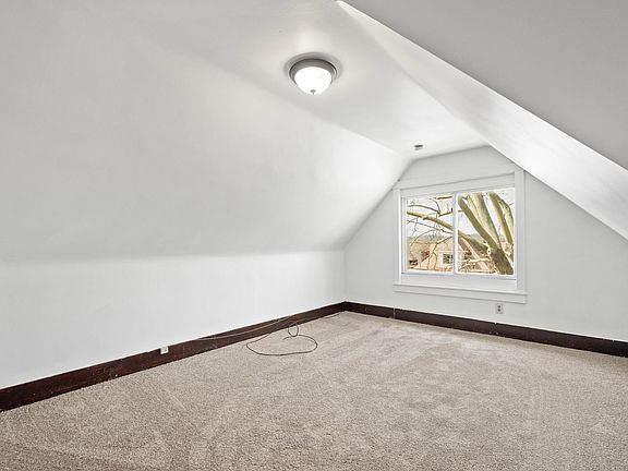 2nd image of 7542 Ormond St Floor 2
