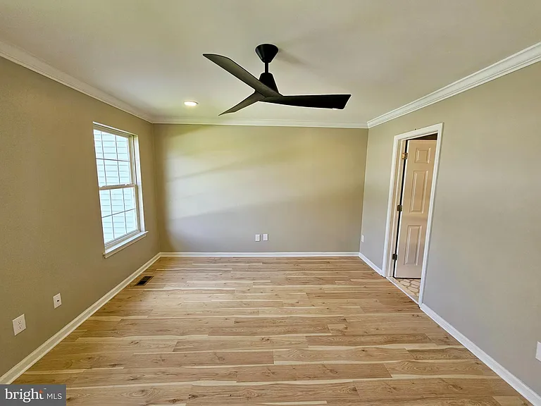 750 E Marshall St #611 — Photo 9