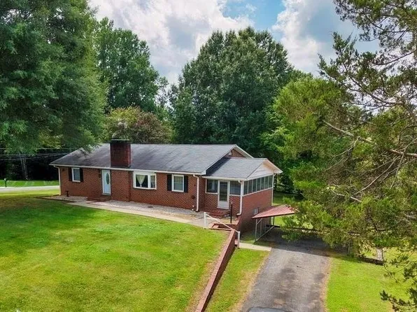 142 Shamrock Blvd, Elkin, NC 28621