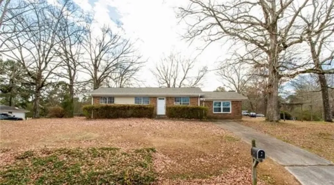 3 bed, 1459 sqft, $1,890 — Photo 1