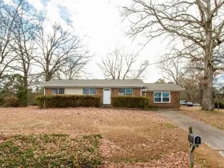 560 Mount Zion Rd NW — Photo 1