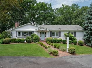 31 Runnymede Rd, Chatham, NJ 07928