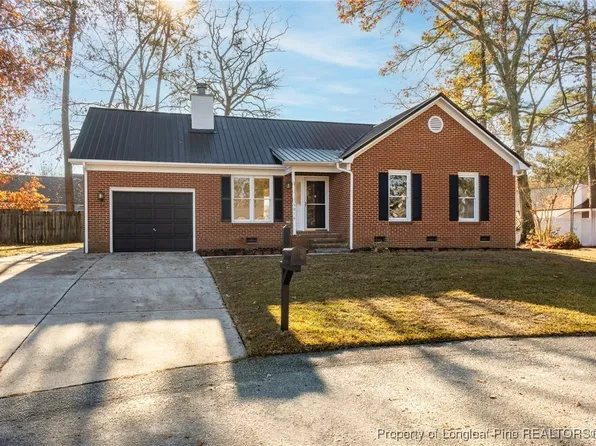 5014 Waterford Dr, Fayetteville, NC 28303