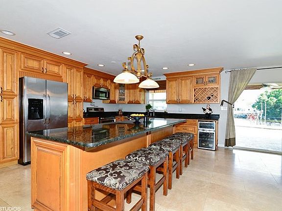 2nd image of 8439 Flagstone Dr