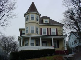 10 Adelaide St, New London, CT 06320