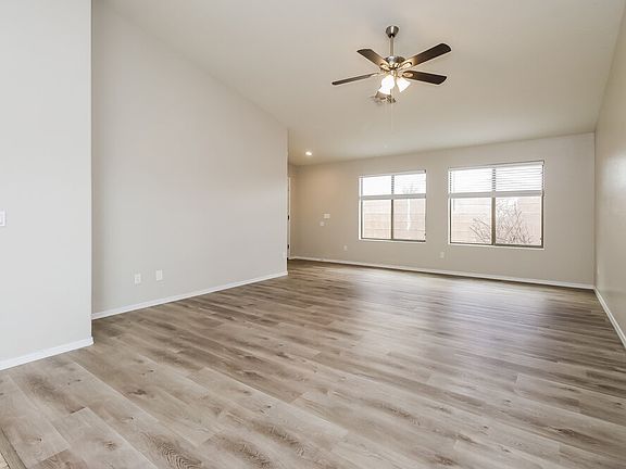 3rd image of 1794 W Desert Canyon Dr