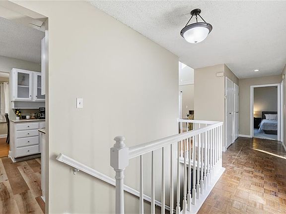 5th image of 1032 NW 70th Ct