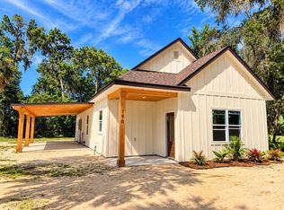 190 NW 2nd St, Williston, FL 32696