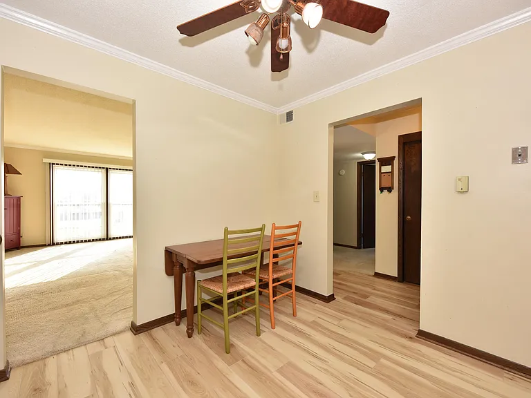 2076 Chateau Ct #106 — Photo 13