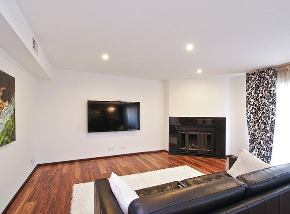 2nd image of 7131 N Caldwell Ave APT 2S
