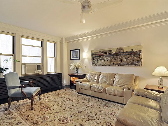 2nd image of 240 W 98th St APT 3E