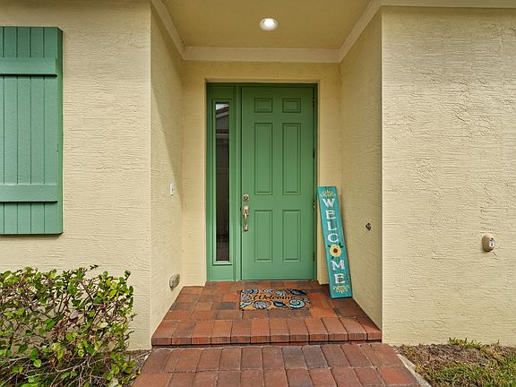 4th image of 24063 SW Firenze Way