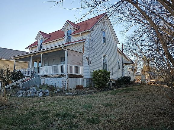 2nd image of 1507 S Sizer Ave
