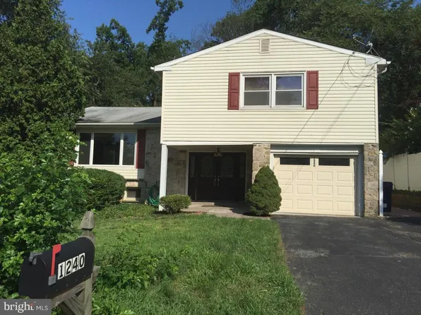 1240 Fitzwatertown Rd, Abington, PA 19001