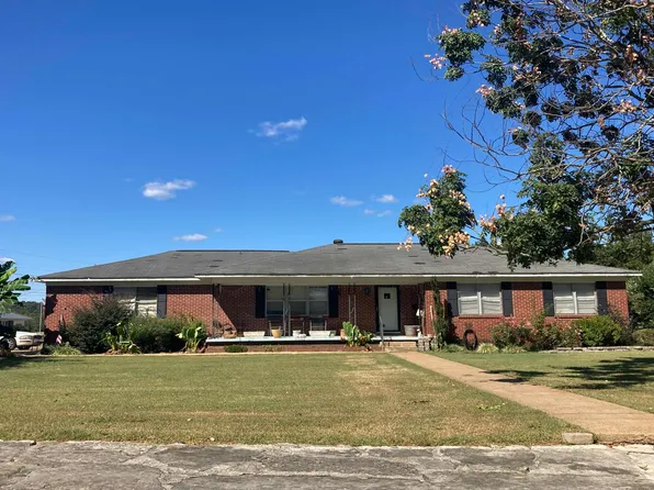 107 Garden St, Clifton, TN 38425
