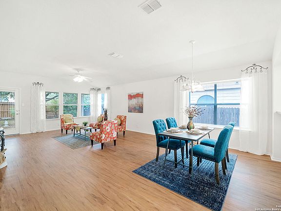 4th image of 7722 TOUMEY OAK DR