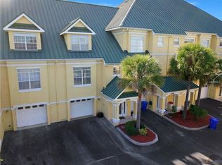 6406 Sunset Bay Cir, Apollo Beach, FL 33572