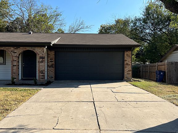 2nd image of 314 NE Michael Dr