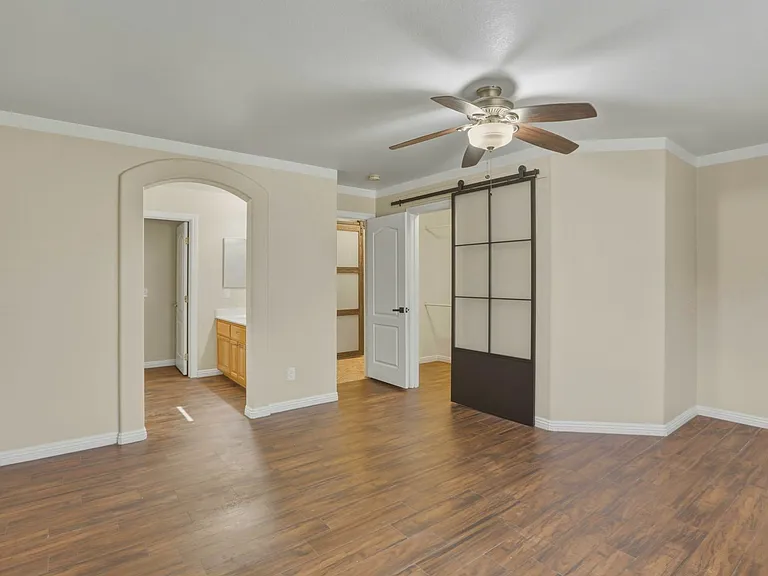 724 Picasso Picture Ct — Photo 16