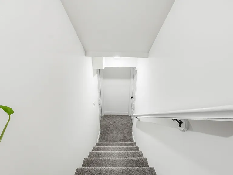 106 Sommerset Ct — Photo 37