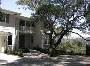 4 S Point Rd, Orinda, CA