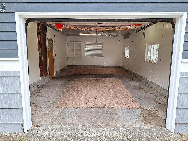 oversize single car garage