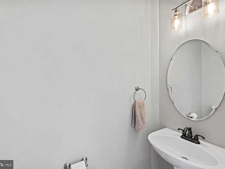 8008 Dorado Ter — Photo 22