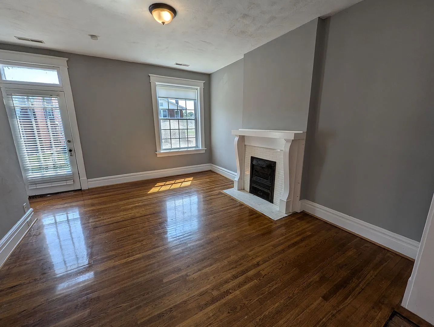 3549 Giles Ave photo 1