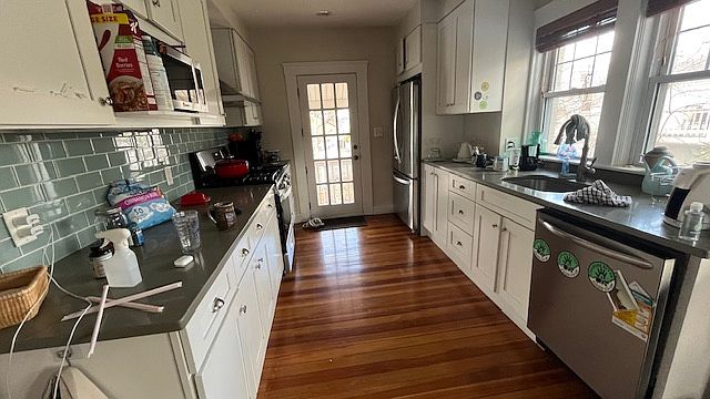 2nd image of 112-114 Harnden Ave #2