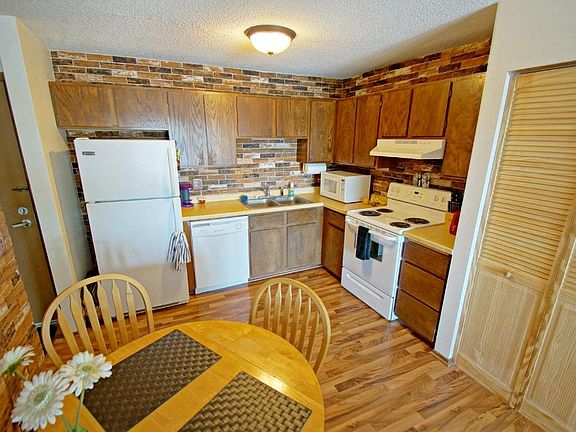 5th image of 1 Lake St W #306