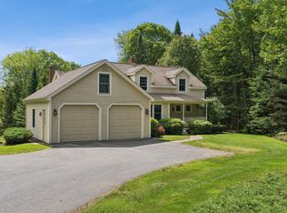 61 Crestview Ln, Brunswick, ME 04011